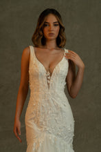 Load image into Gallery viewer, Maya Wedding Dress