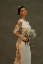 Load image into Gallery viewer, Belle Wedding Dress