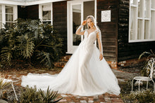 Load image into Gallery viewer, Nazilla Wedding Dress | Best Wedding Dresses | Fara Couture